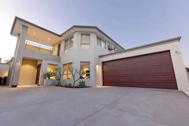 House For Sale - 4B Dean Street, Karrinyup WA 6018