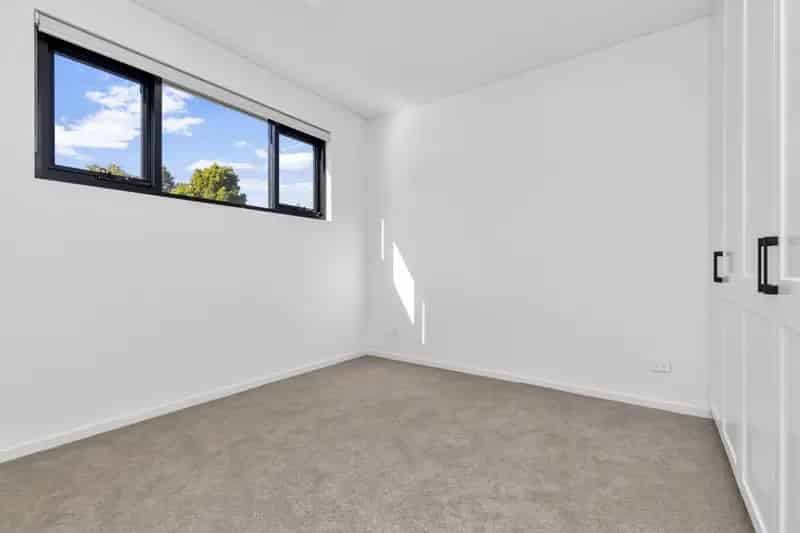 Real Estate For Lease - 2/30 Huxley Street - West Ryde , NSW