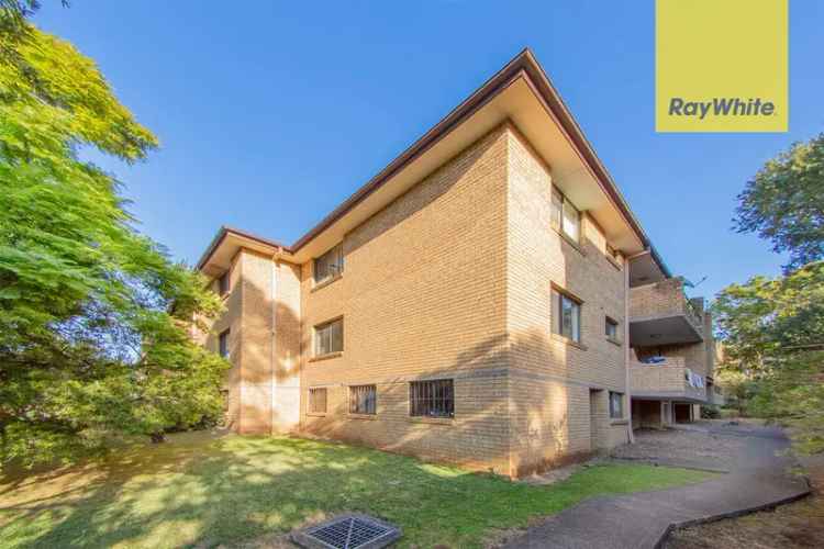 1 Bedroom Apartment Near North Ryde Metro