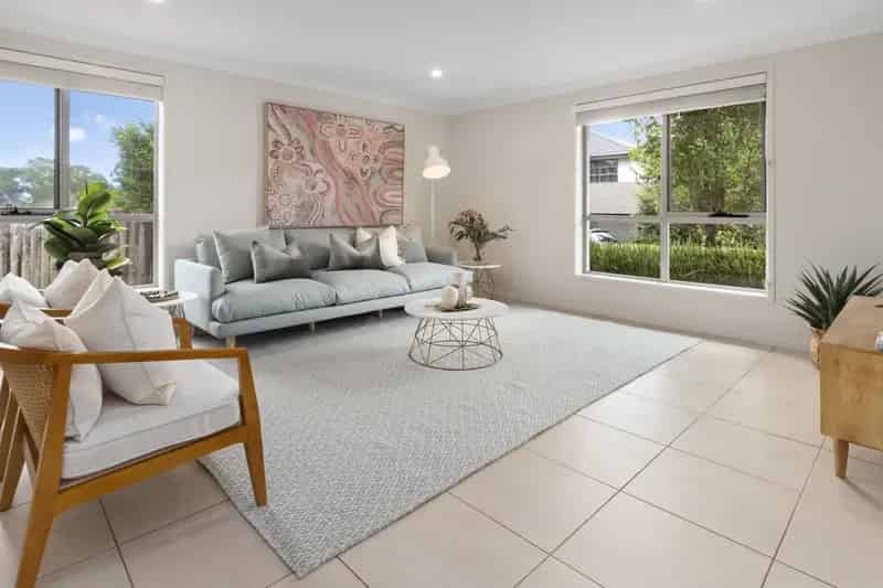 Real Estate For Lease - 10/8 Hillview Road - North Kellyville , NSW