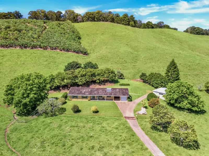Immaculate Home on 80 Acres - Minutes to Sawtell & Coffs Harbour