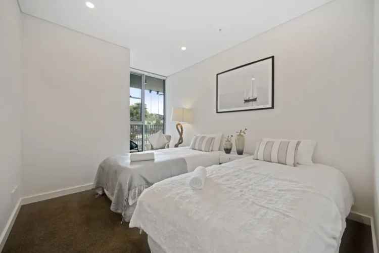 Rent 1 Room Apartment in Sydney with Water Views and Parking