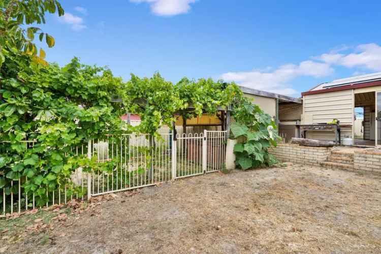 House For Sale in Mandurah, Western Australia