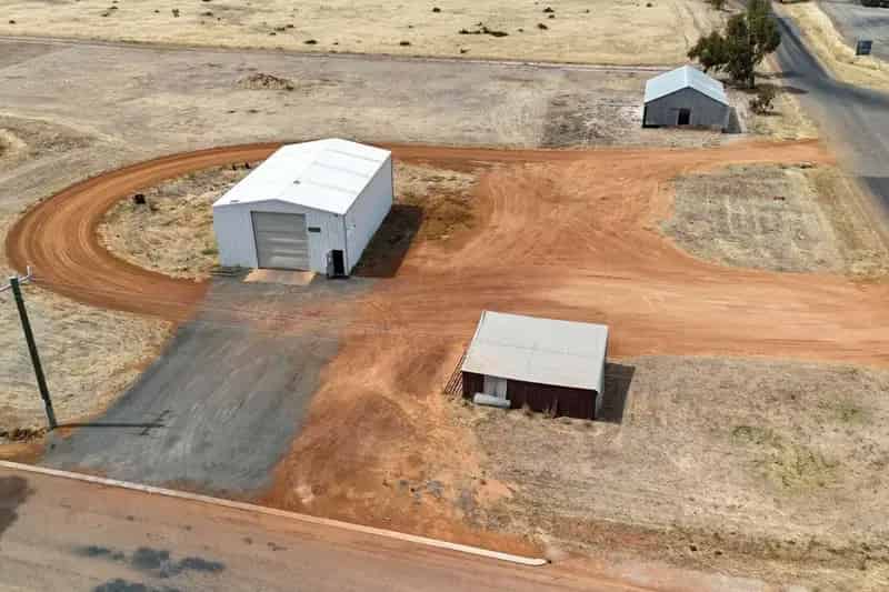 Rural property For Sale , 43, Bert Street, City of Gosnells, Western Australia