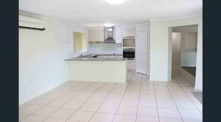 Family Brick Home For Lease - Air Con, Double Garage, Pet Friendly