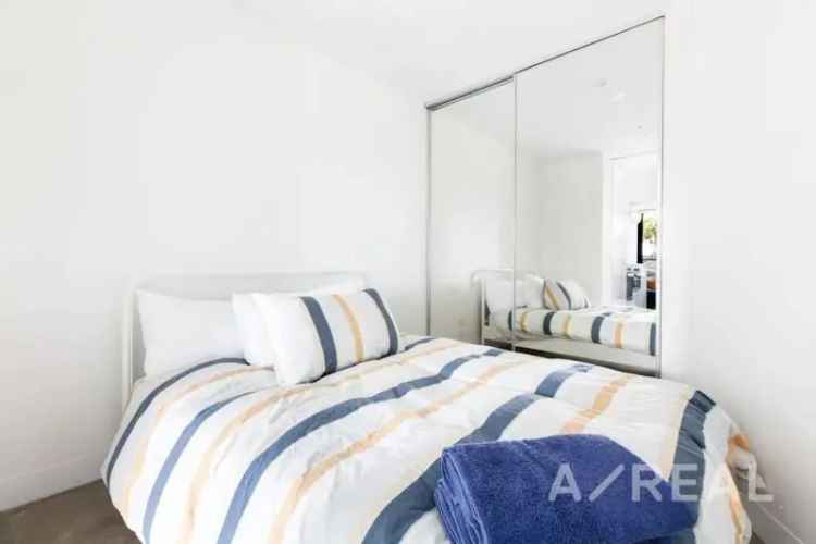 2 Bedroom Luxury Apartment Melbourne CBD 156m²