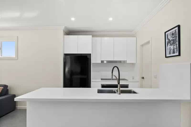 Spacious & Modern Duplex in a Desirable Location