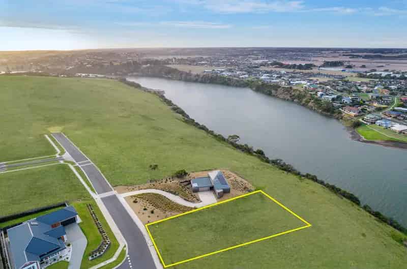 River Views With Limitless Potential