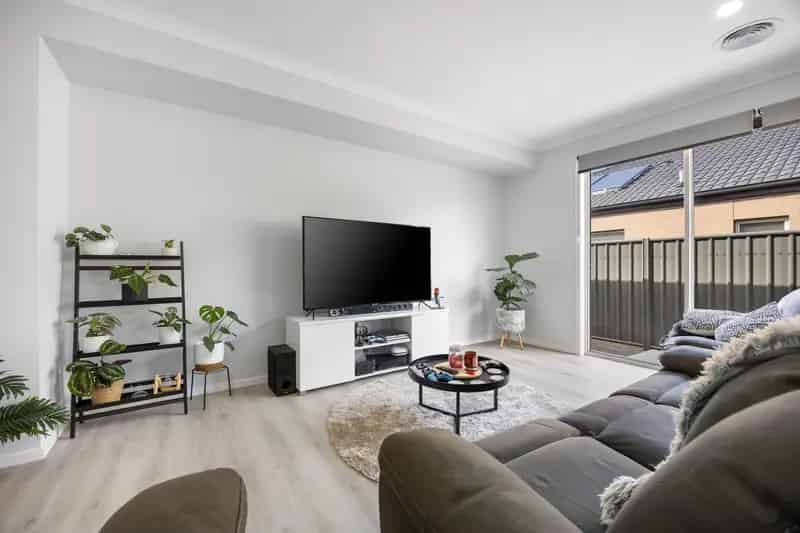 Contemporary Brick Masterpiece!