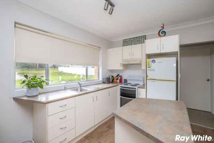 Sunny 2 Bedroom Beach Villa - Forster NSW