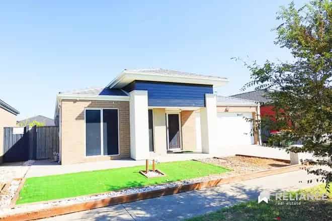 House For Rent , 46, Madden Boulevard, Melbourne, Victoria