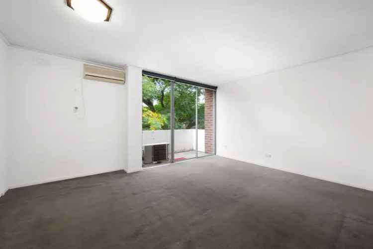 2 rooms apartment of 158 m² in Melbourne