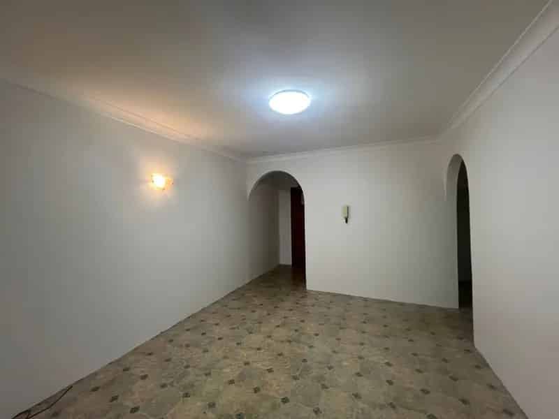 Lease a two bedroom unit in Harris Park with neat features