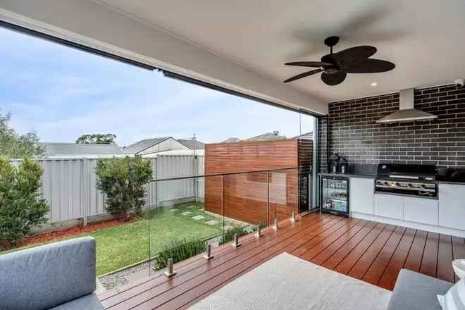 House For Sale in Melbourne, Victoria