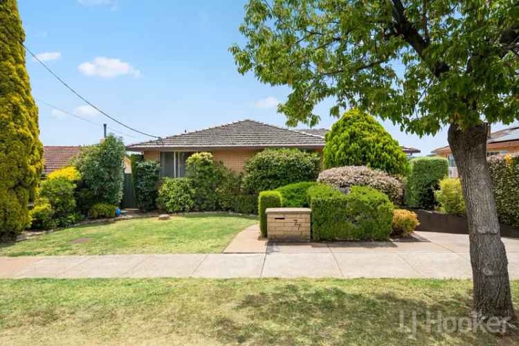 House For Sale in Queanbeyan, New South Wales