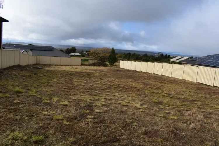 RESIDENTIAL LAND WITH EASTERLY VIEWS