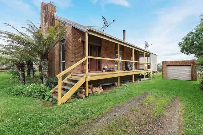 House For Sale in Shire of Colac Otway, Victoria