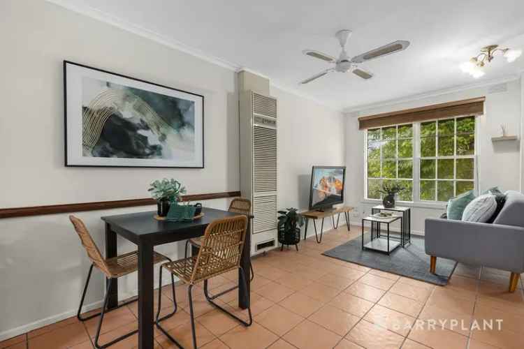 Superb Single Level Unit - Lilydale