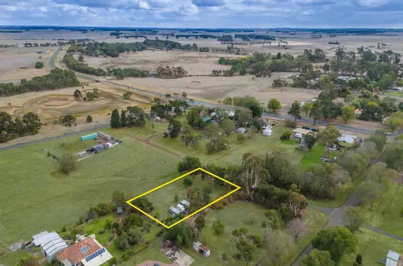 Escape to the Country - Dual Title Opportunity