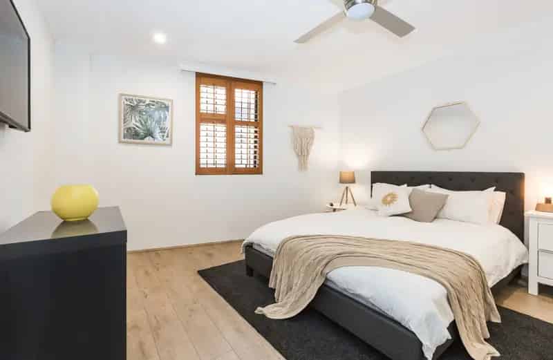 Buy Apartment Harbourside with Private Access and Modern Amenities