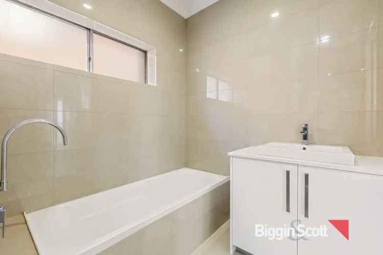 Buy House Four Bedrooms Modern Entertainer Melbourne