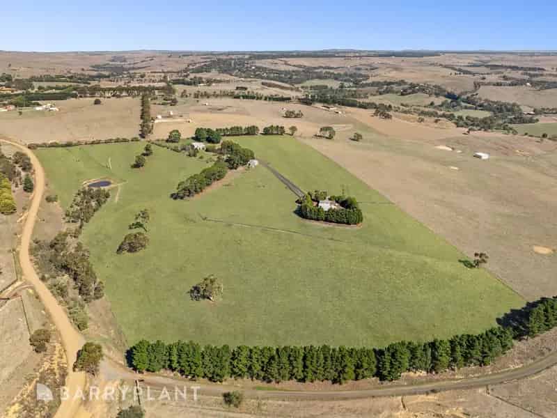 RURAL LIVING IN 26 ACRES - TWO HOUSES
