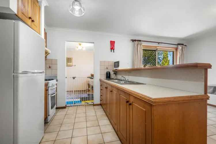 Buy house Corio Spacious 4 Bedroom Family Home with Backyard