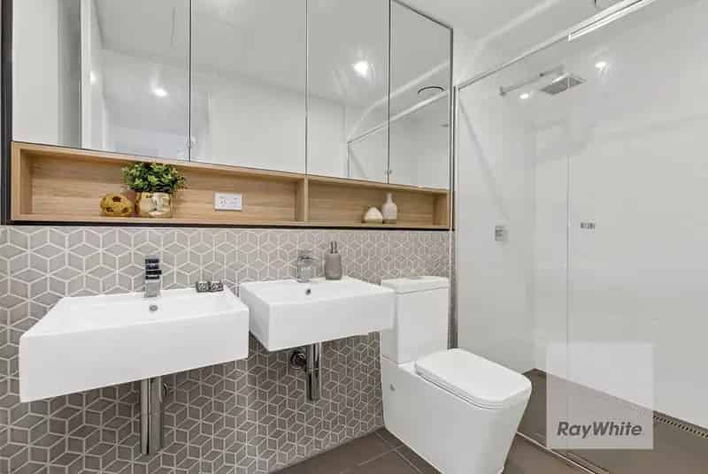 Buy House in Bundoora with Modern Architecture and Outdoor Space