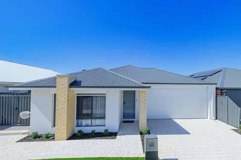 House For Sale - 60 Elsternwick Grove, Midvale WA 6056