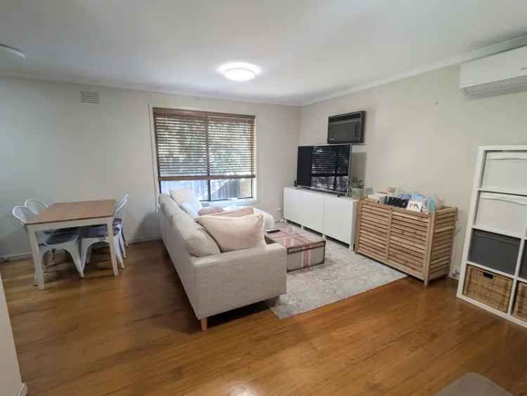 2 Bedroom 156m² Melbourne Apartment - Pets Allowed