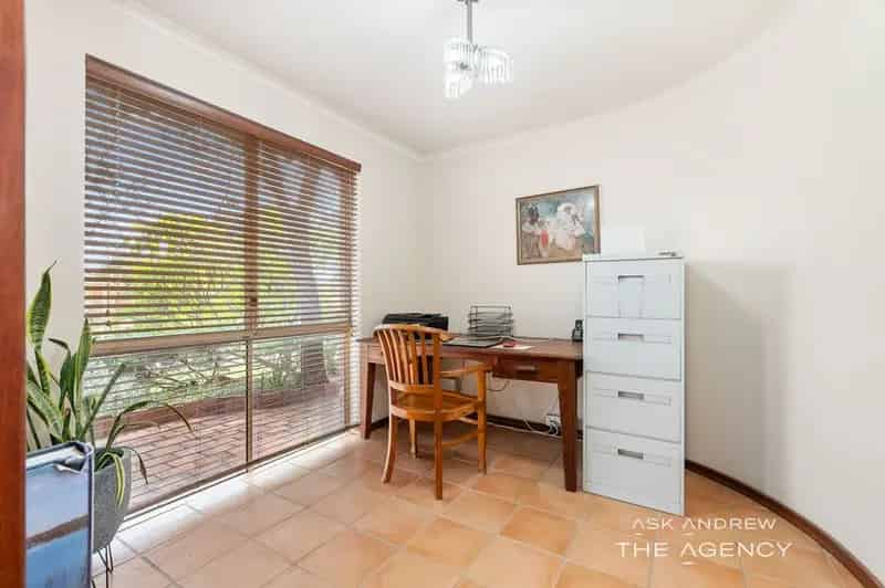 House For Sale - 55 Connelly Way, Booragoon WA 6154