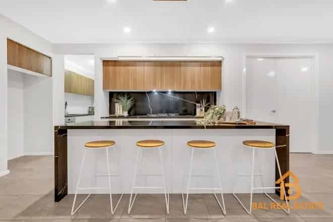 House For Sale , 110, Reflections Crescent, Lara, Victoria
