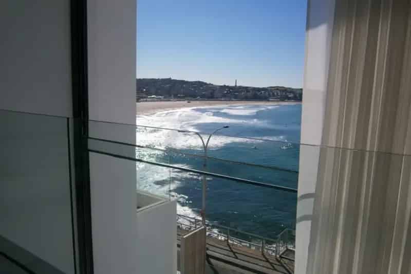 3 rooms house of 1784 m² in Sydney