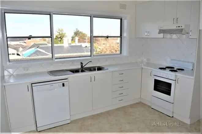 Apartment For Rent , 44, Walpole Street, Melbourne, Victoria