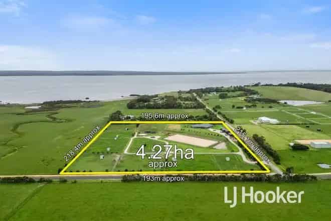 House For Sale , 11, Joseph Road, Bass Coast Shire, Victoria