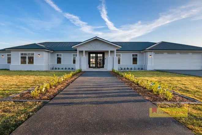 House For Sale in Mid-Western Regional Council, New South Wales