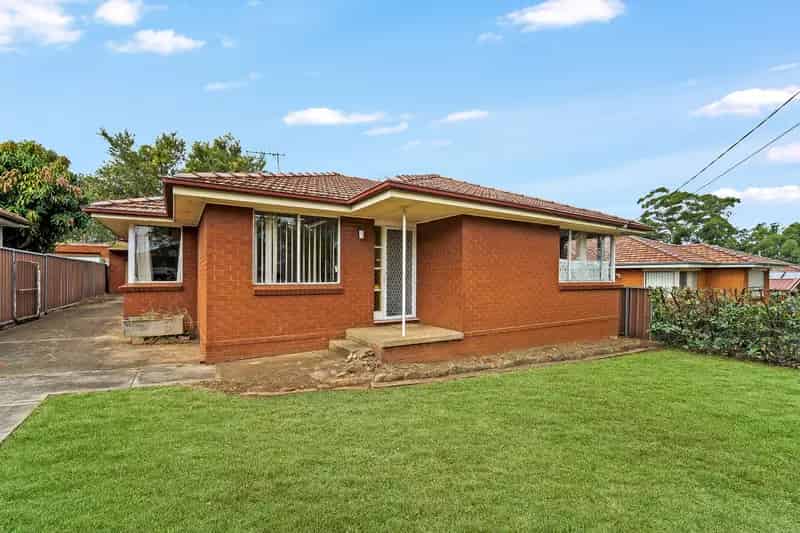 Single Level Family Home in Convenient Location
