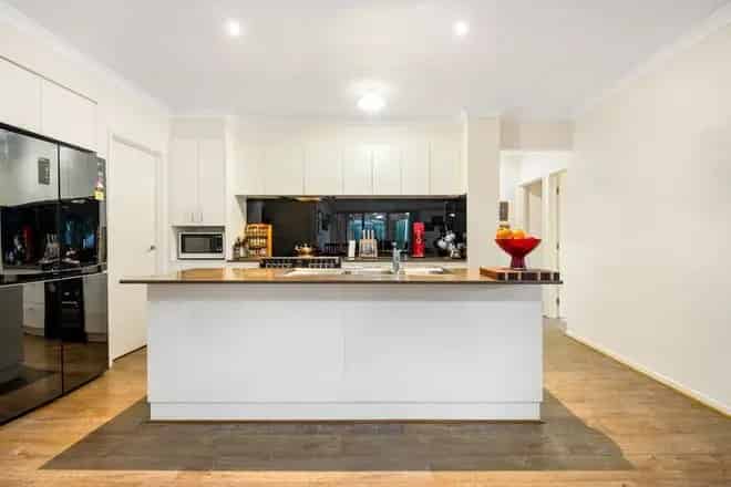 House For Sale , 7, Inverlochy Drive, Bannockburn, Victoria