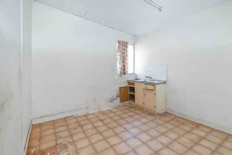 West Broken Hill House Renovation Opportunity 3 Bed 1328m²