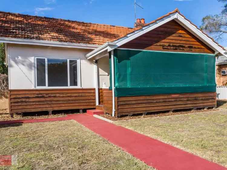 House For Sale in City of Swan, Western Australia