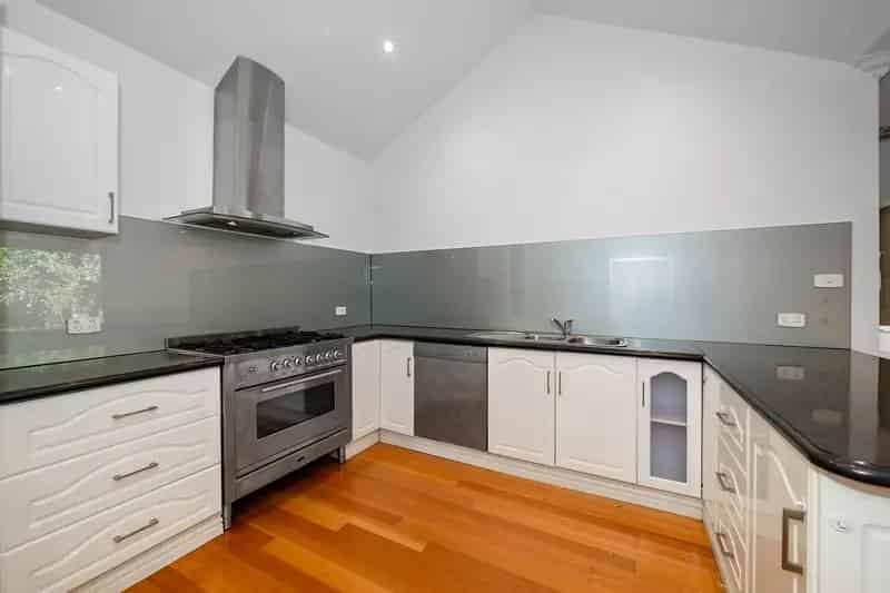 House For Rent , 13, Stewart Street, Melbourne, Victoria