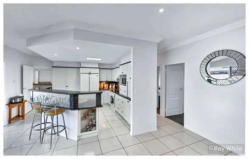 Character Filled Residence In The Heart Of Norman Gardens