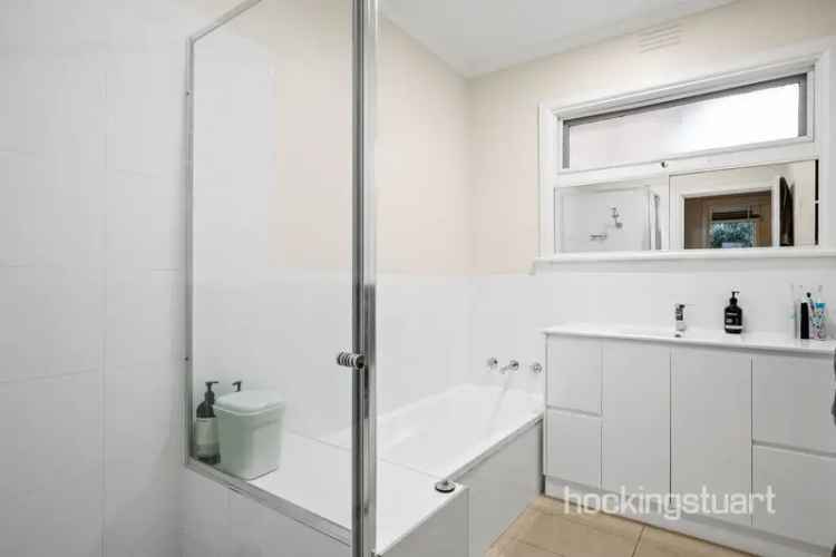 House For Rent , 145, Rossmoyne Street, Melbourne, Victoria