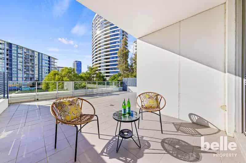 Rent Apartment in Rhodes with Huge Balcony and Water Views