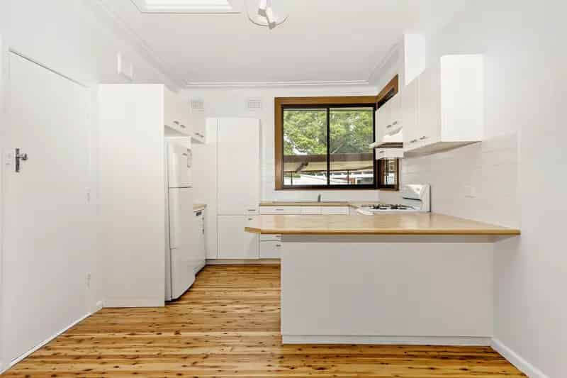 Real Estate For Lease - 6 Arana Close - Banksia , NSW
