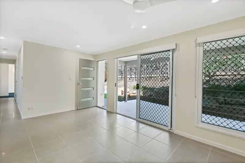 2/6 Lemon Myrtle Place, Woombye QLD 4559 - Duplex For Lease
