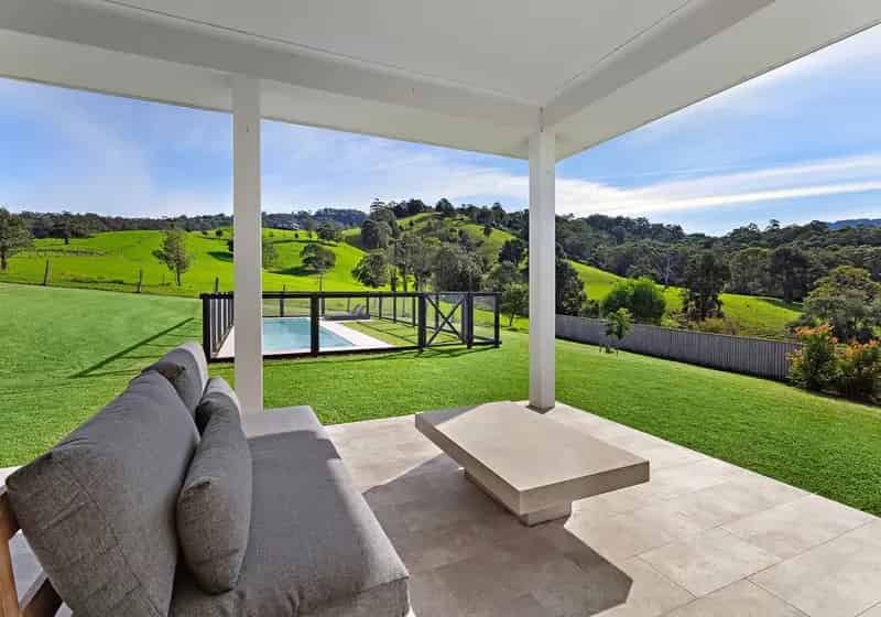 Luxury buy family home with stunning views at Parker Crescent
