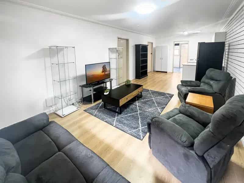 Real Estate For Lease - 2/9 Columbus Circuit - Coffs Harbour , NSW