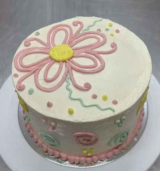 Kings Cakes..........Bakery that also create beautiful cakes for all occasions