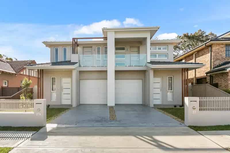 4 rooms apartment of 395 m² in Sydney